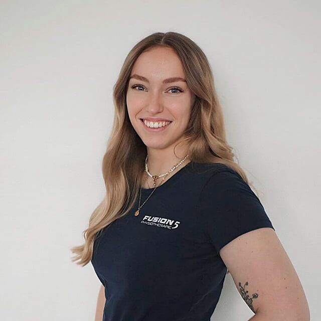 Nina, fachliche Leitung.